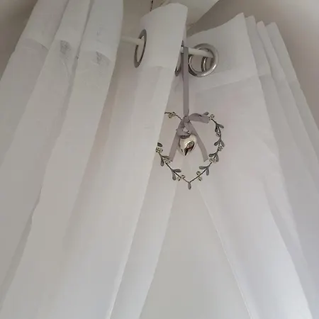 Jardin De Mathilde ベッド・アンド・ブレックファスト 3*