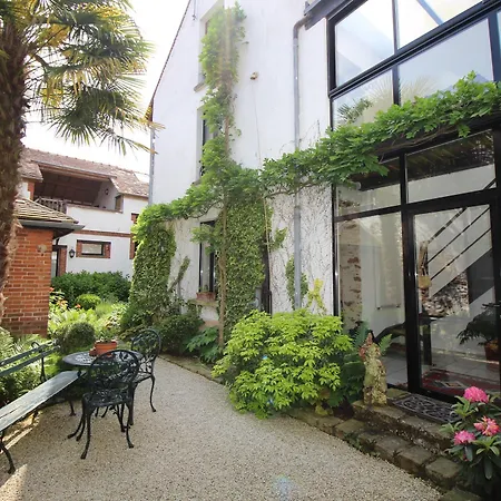 ベッド・アンド・ブレックファスト Jardin De Mathilde