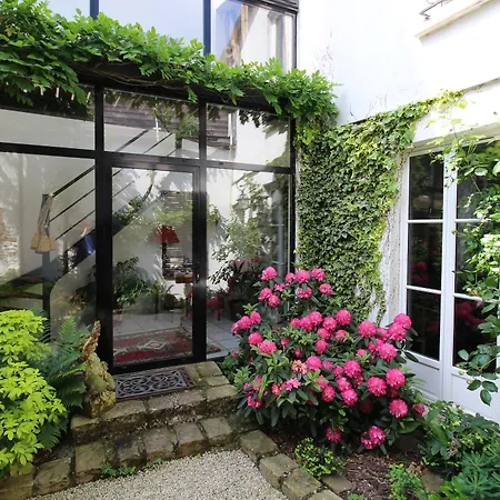 Oda ve Kahvaltı Jardin De Mathilde 3*