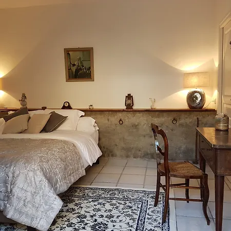 Oda ve Kahvaltı Jardin De Mathilde 3*